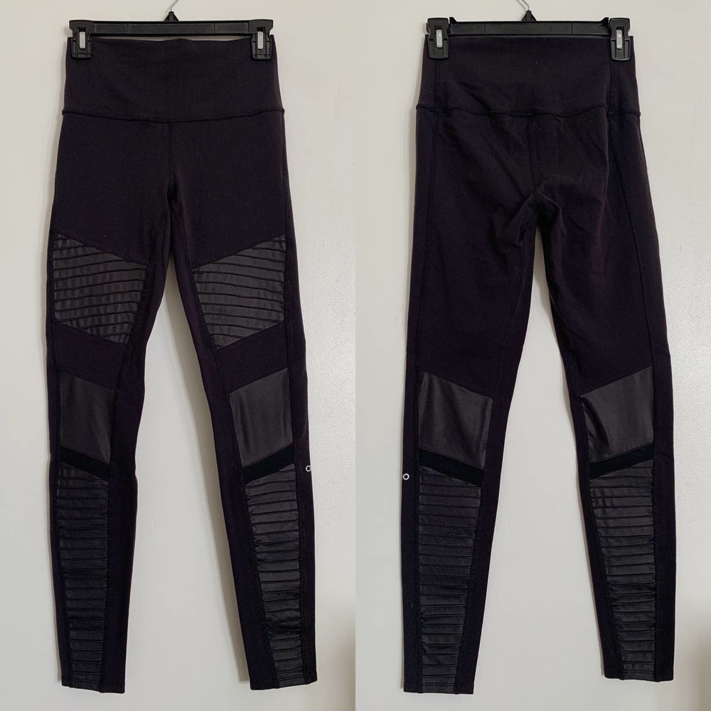 Black Alo Yoga Leggings